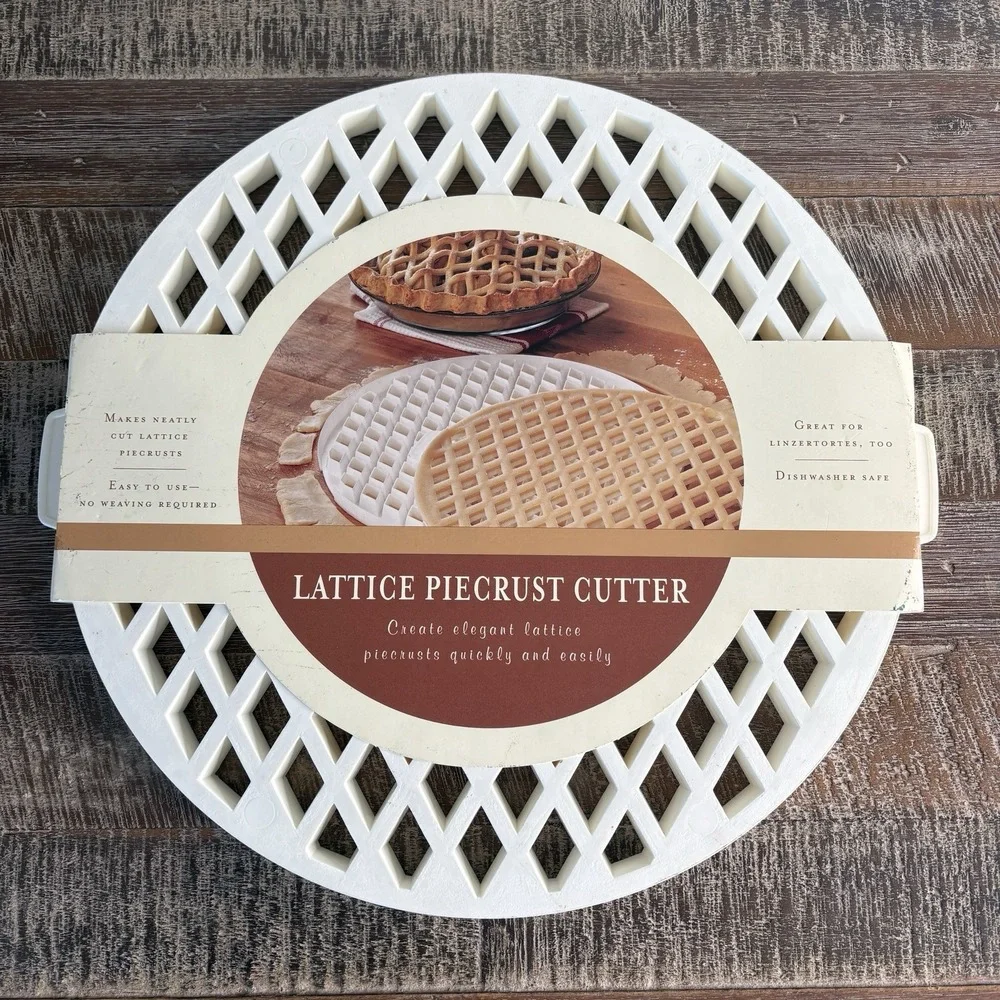 William Sonoma Lattice Pie Crust Cutter Baking Thanksgiving Holidays Apple NEW